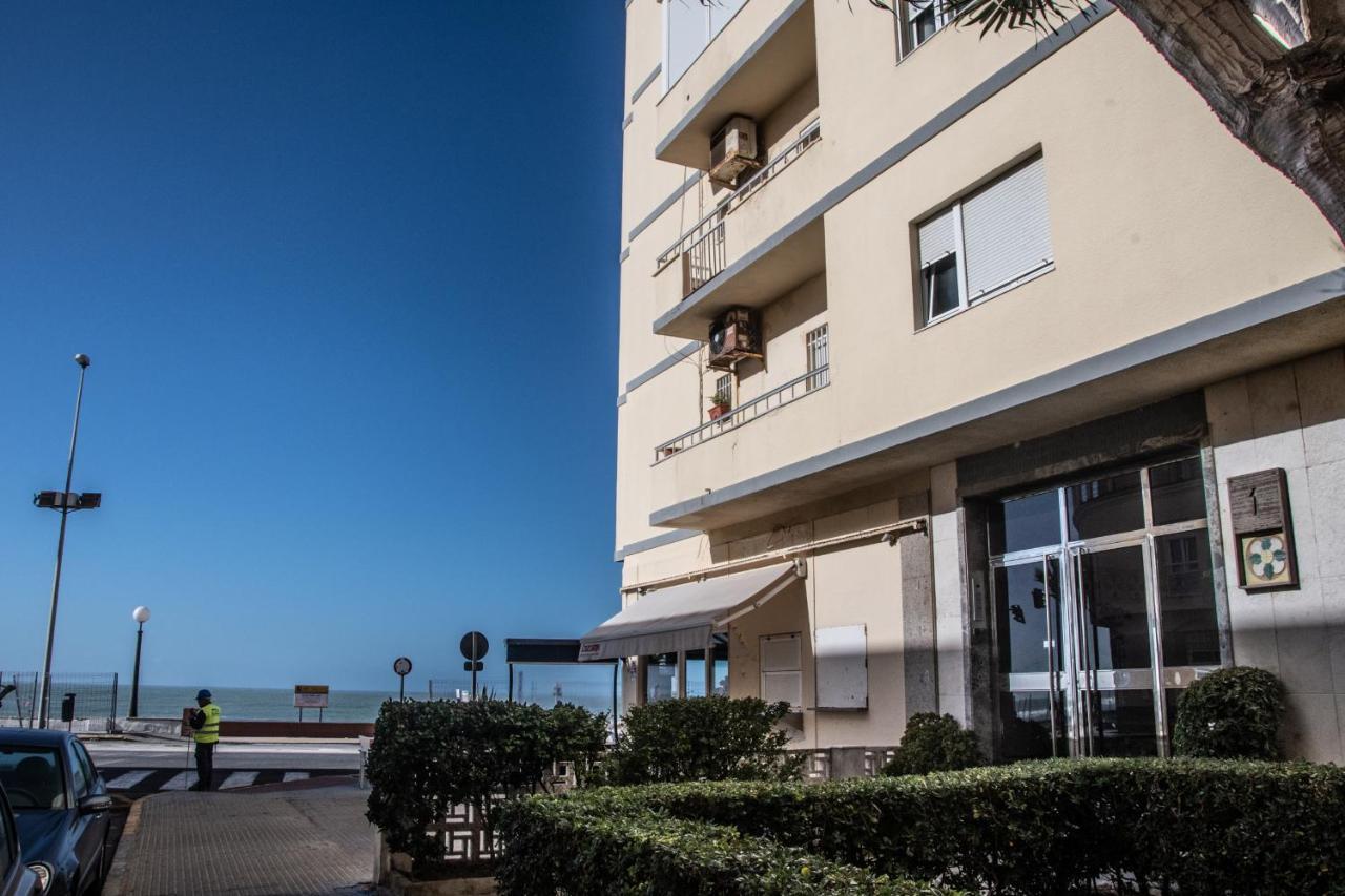 Apartamento Amanecer Cadiz Exterior photo
